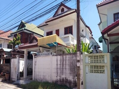 ขายหมู่บ้านเกศรี 2 รามคำแหง 124 สะพานสูง กทม. 