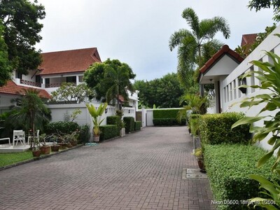 ให้เช่าบ้านเดี่ยว4นอนพร้อมสระว่ายน้ำซอยศูนย์วิจัยใกล้เซ็นทรัลพระร