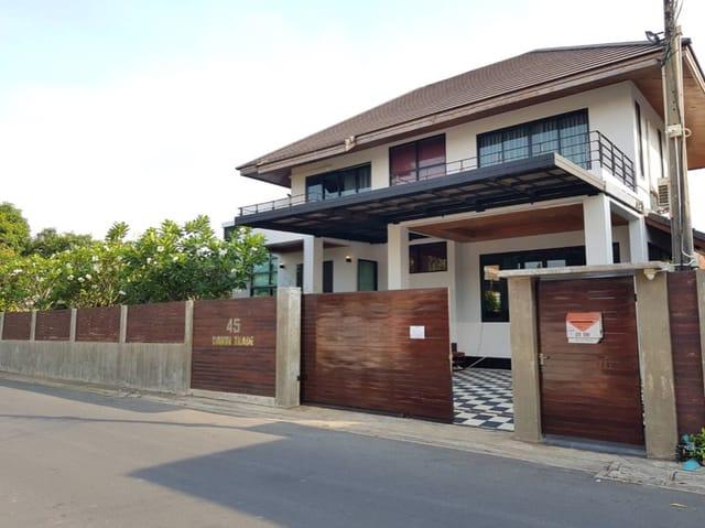 ขายบ้านเดี่ยว 2 ชั้นย่านดอนเมือง ซอยสรณคมน์17 ถ.สรงประภา 3 ห้องนอน 3 ห้องน้ำ ขนาดที่ดิน 199 ตารางวา 