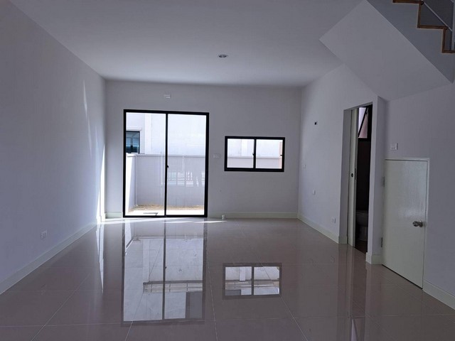 S2448 ให้เช่าทาวน์โฮม 3 ชั้น โครงการบ้านกลางเมือง ราชพฤกษ์-สาทร หลังมุม ใกล้The Walkราชพฤกษ์ 