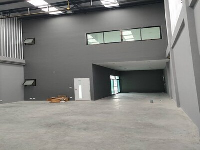 P1551 ขาย ให้เช่า โกดัง พร้อมสำนักงาน บางใหญ่ นนทบุรี ซอยกันตนา