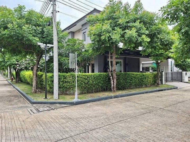 WW826G  ขาย หมู่บ้านเดอะ ซิตี้ สุขุมวิท-แยกบางนา ซอยคอมเซเว่น ถนนสรรพวุธ, บ้านเดี่ยวสไตล์ Modern Italian