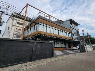 ให้เช่าอาคารสำนักงาน 3 ชั้น ซ.ติวานนท์ 14 ใกล้ MRT กระทรวงสาธารณส