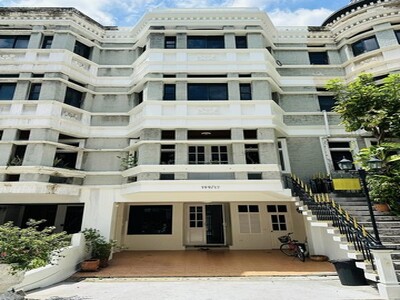 ให้เช่าทาวน์โฮม 4ชั้น หมู่บ้านชิชาคาสเซิล สุขุมวิท31 อโศก-พร้อมพง