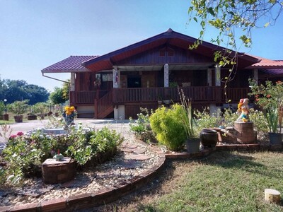 ขายบ้านพร้อมที่ดิน อำเภอวังเหนือ จังหวัดลำปาง เนื้อที่ 1 ไร่ครึ่ง