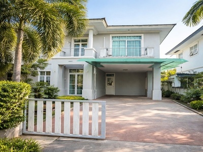 พร้อมเฟอร์ฯ 60ต เพลินนารี่ มอลล์ เช่าบ้าน 2 ชั้นสวย ตลาดถนอมมิตร 