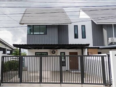 ขายบ้านใหม่ เชียงใหม่ ใกล้ซุปเปอร์ไฮเวย์ 3 นอน 3 น้ำ 2.19 ล้าน