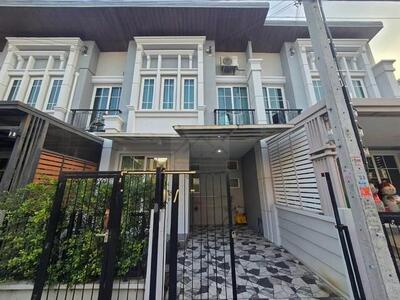 ขายทาวน์โฮม 2 ชั้น โกลเด้นท์ทาวน์ 3 บางนา-สวนหลวง ใกล้เมกะบางนา