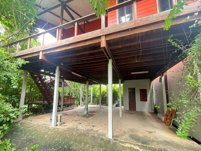 ขายบ้านเดี่ยวพร้อมที่ดินติดคลอง เนื้อที่ 1 ไร่ 170 ตร.ว. ไทยร่มเก