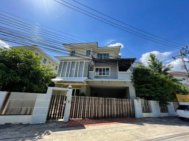 รหัสC5466 ให้เช่าและขาย บ้านเดี่ยว 3 ชั้น หมู่บ้านซื่อตรงแกรนด์โฮม เกษตร-รัชโยธิน เสนานิคม ใกล้เมเจอร์รัชโยธิน