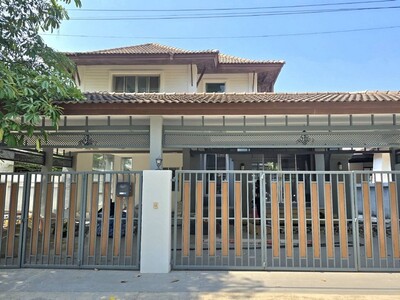 ให้เช่าบ้านเดี่ยว2ชั้น  120ตรว. ถ.กรุงเทพกรีฑา ใกล้พระราม9