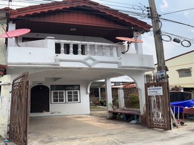32 ตร.ว. ขายทาวน์เฮ้าส์ 2 ชั้น หมู่บ้านสวนทองวิลล่า 1 พหลโยธิน 61