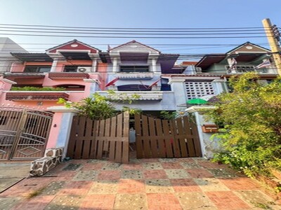 ขายโฮมออฟฟิศ หมู่บ้านรอยัลนครินทร์ วิลล่า 750 ม. ถึงศรีนครินทร์ 4