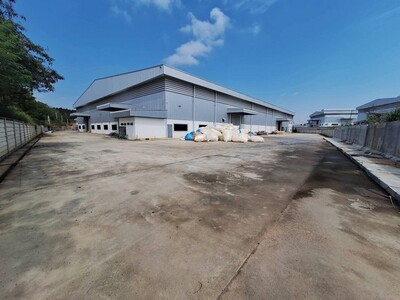 ขายโกดัง/โรงงาน/ที่ดิน ขนาด 8 ไร่  เขาไม้แก้ว บางละมุง ชลบุรี