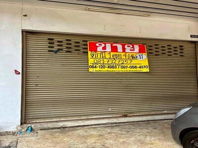 ขายด่วน อาคารพานิชย์  4  ชั้นครึ่ง 19 ตรว. โครงการเพรชท่าข้าม
