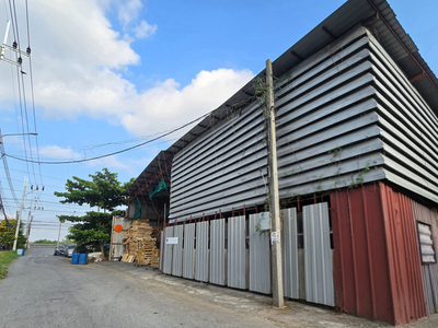 ทำเลศักยภาพ ใกล้สุวรรณภูมิ โกดังสินค้าให้เช่า ขนาด 1,200 ตร.ม. 