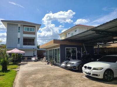 ขายบ้านเดี่ยว 3 ชั้น ซอยโยธินพ้ฒนา 3 ย่านเลียบด่วนรามอินทรา