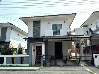  บ้านเดี่ยว 2 ชั้น ย่านเศรษฐกิจ สภาพใหม่ เฟอร์นิเจอร์ครบ หางดง 