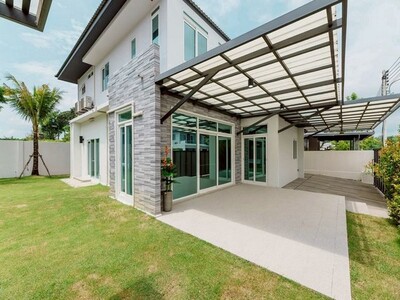 บ้านสุดหรู มีหลังเดียว วิวเลค หมู่บ้านมัณฑนา สิรินเลค แม่เหียะ