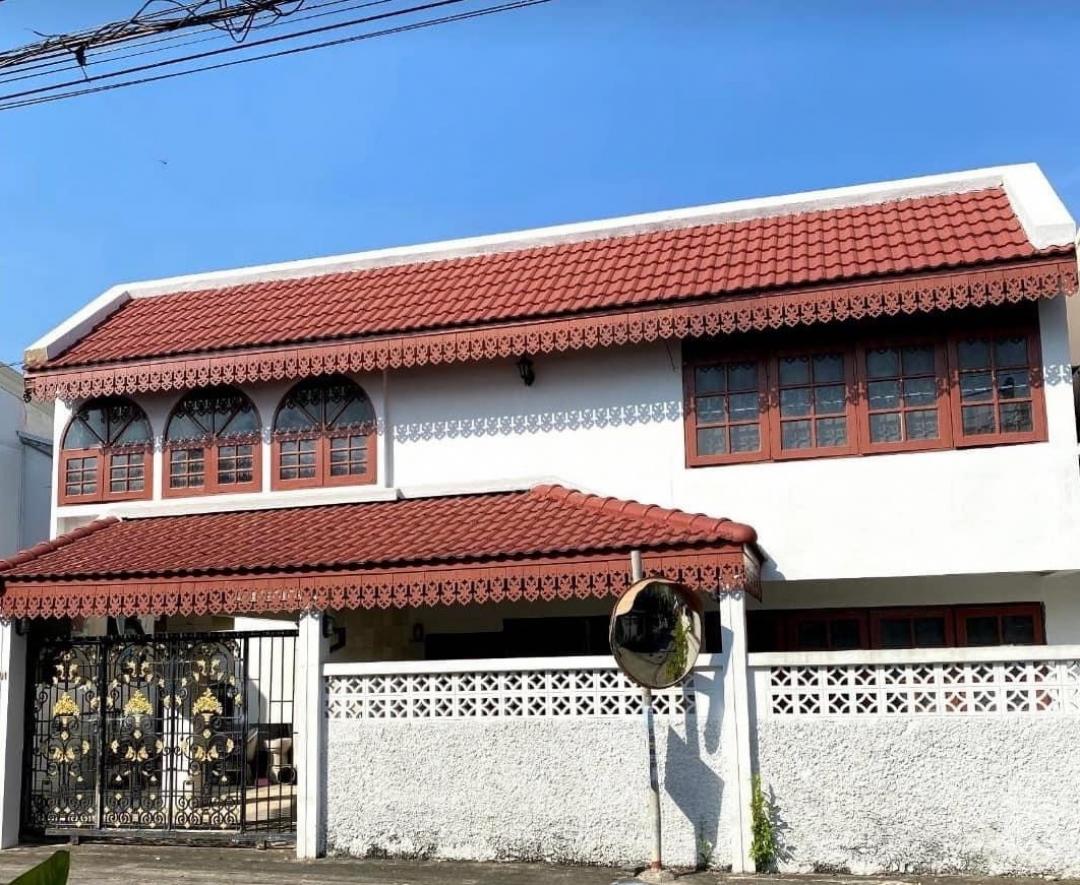 BH1652 ให้เช่าบ้านเดี่ยว 2ชั้น หมู่บ้านเปี่ยมสุข ซอยลาดพร้าว63 4ห้องนอน 2ห้องน้ำ