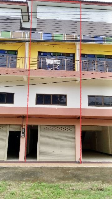ขาย ตึกแถว 2 ชั้นครึ่ง ทำเล ติดถนน ใกล้ โรงพยาบาล ภูซาง