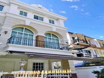 คฤหาสน์แนวตั้ง ABAC  คฤหาสน์ เดอะไนน์ พระราม 9 1.5 กม. หัวหมาก 70 คฤหาสน์แนวตั้ง ABAC  คฤหาสน์ เดอะไนน์ พระราม 9 1.5 กม. หัวหมาก 70