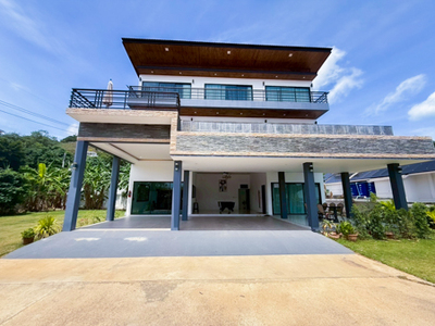 บ้านพักหรู 4 ห้องนอน พร้อมสระว่ายน้ำ ใกล้หาดบ่อผุดFisherman Villa