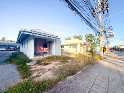 พื้นที่พร้อมอาคารชั้นเดียว สำหรับคาเฟ่ ร้านอาหาร หรือโชว์รูม บ่อผ