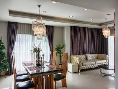 บ้านเดี่ยว Centroรามอินทรา-จตุโชติให้เช่าพร้อมอยู่  4ห้องนอน 