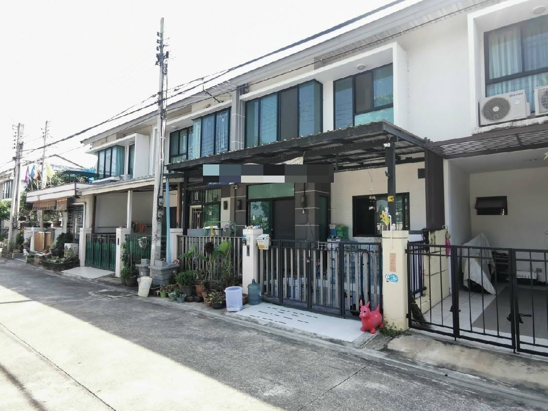 ทาวน์โฮม เดอะ วิลล่า บางบัวทอง​ ใกล้​ตลาดสมบัติ​บุรี