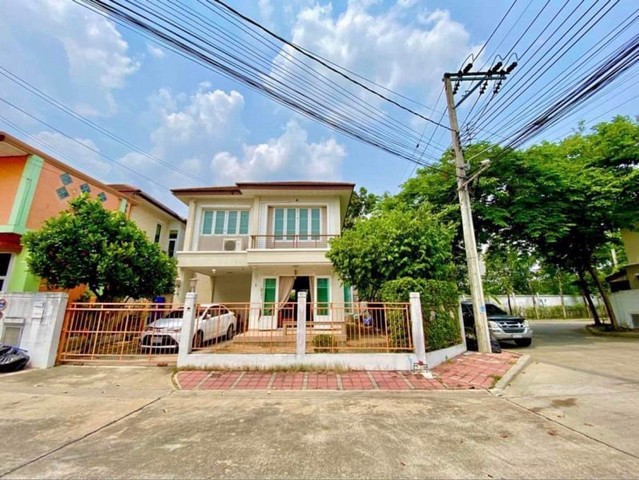 ให้เช่าบ้านเดี่ยว หมู่บ้านรติรมย์ พิฟท์ ใกล้วงเวียนพระราม 5 ถนนราชพฤกษ์ อยู่ด้านหลัง โฮมโปรราชพฤกษ์ เดินทางสะดวก