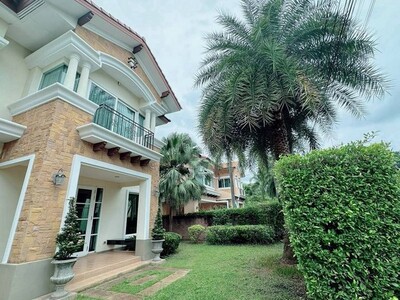 ให้เช่าบ้านเดี่ยว สไตล์ลักชูรี่ ทำเลดี โครงการ ลัดดารมย์ อิลิแกนซ