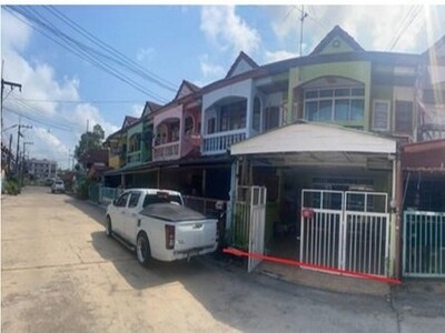 ขายทาวน์เฮ้าส์มือสองเมืองระยอง  โครงการประทีปทอง ระยอง