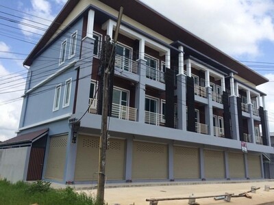 ขายอาคารพาณิชย์ 3 ชั้น (22.3 ตร.ว.) หลังเมกาโฮม แม่สอด, จ.ตาก