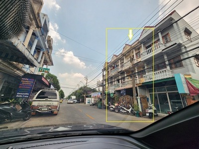 ขายอาคารพาณิชย์ 3 ชั้น 1 คูหา ซอยรามอินทรา 19 ราคา 2.2ลบ.