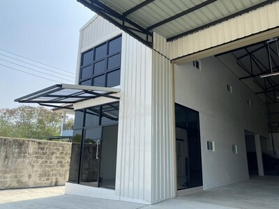 204 ตารางเมตร ออฟฟิศ 2 ชั้น 110 ตารางเมตร ศาลากลาง อำเภอบางกรวย