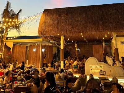 เซ้งด่วนคาเฟ่หมูกระทะ ถนนหอการค้า นนทบุรี โซนcenter ใกล้โลตัส