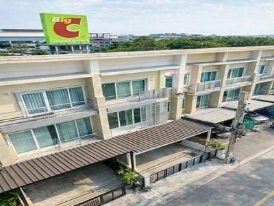 ทาวน์โฮม 3ชั้น  BIG C ประชาอุทิศ ตลาดทุ่งครุ 800 ม.3นอน 3น้ำ 