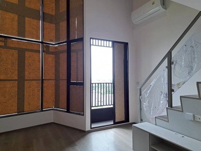 ขายดาวน์ขาดทุน  คอนโด Knights Bridge Space Sukhumvit - Rama 4