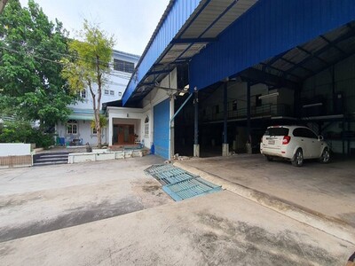 ขายโรงงานกึ่งโกดังพร้อมบ้านเดี่ยว 3 ชั้น  294 ตร.ว. (สมุทรสาคร-โค