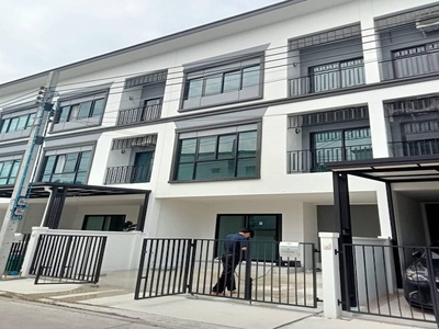 BH3530 ให้เช่าทาวน์โฮม3ชั้น บ้านลุมพินี ทาวน์เพลส สุขุมวิท-ศรีนคร