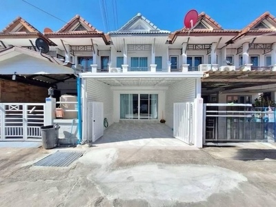 BS1037 ขายทาวน์เฮ้าส์ 2 ชั้น หมู่บ้านสิรินดา พัทยา ถนนสุขุมวิท 