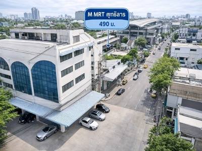 2 คูหา 5นอน ห้องมุม ตลาดห้วยขวาง  ทำเลอินทามระ MRTสุทธิสาร 490ม. 