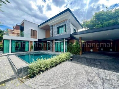 พูลวิลล่า รีโนเวทใหม่ วิวดอยโล่ง เดินทางสะดวก แยกรวมโชค 