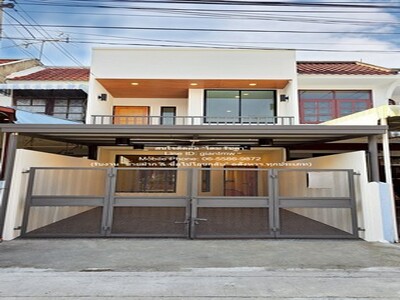 ขายทาวน์โฮม 2 ชั้น รีโนเวทแล้ว ติดถนนวิภาวดีรังสิต (สนามบินดอนเมื
