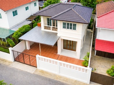 ดีไซน์ทันสมัย MRTลาดพร้าว76–82 รัชดา บ้านเดี่ยวใหม่ 4-5 นอน 2 น้ำ