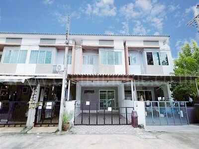 ขายด่วน ทาวน์โฮม เดอะทรัสต์ ทาวน์ วงแหวน - ลําลูกกา คลอง 5