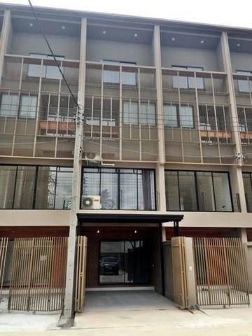 ให้เช่าทาวน์โฮม 3.5 ชั้น โครงการ HAUS NICHE แจ้งวัฒนะ ปากเกร็ด นนทบุรี ตกแต่งเฟอร์พร้อมอยู่