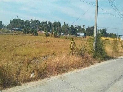 ขายที่ดินผังม่วงลายอมตะนครชลบุรี 14​ ไร่​ และ​ 6​  ไร่