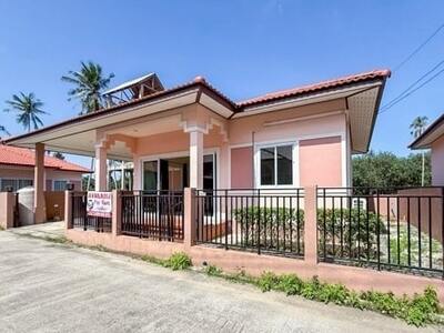 บ้านเดี่ยว 2นอน 2น้ำ ว่างให้เช่า ใกล้ตลาดแม่น้ำ แม่น้ำ ซอย 7 ต.แม